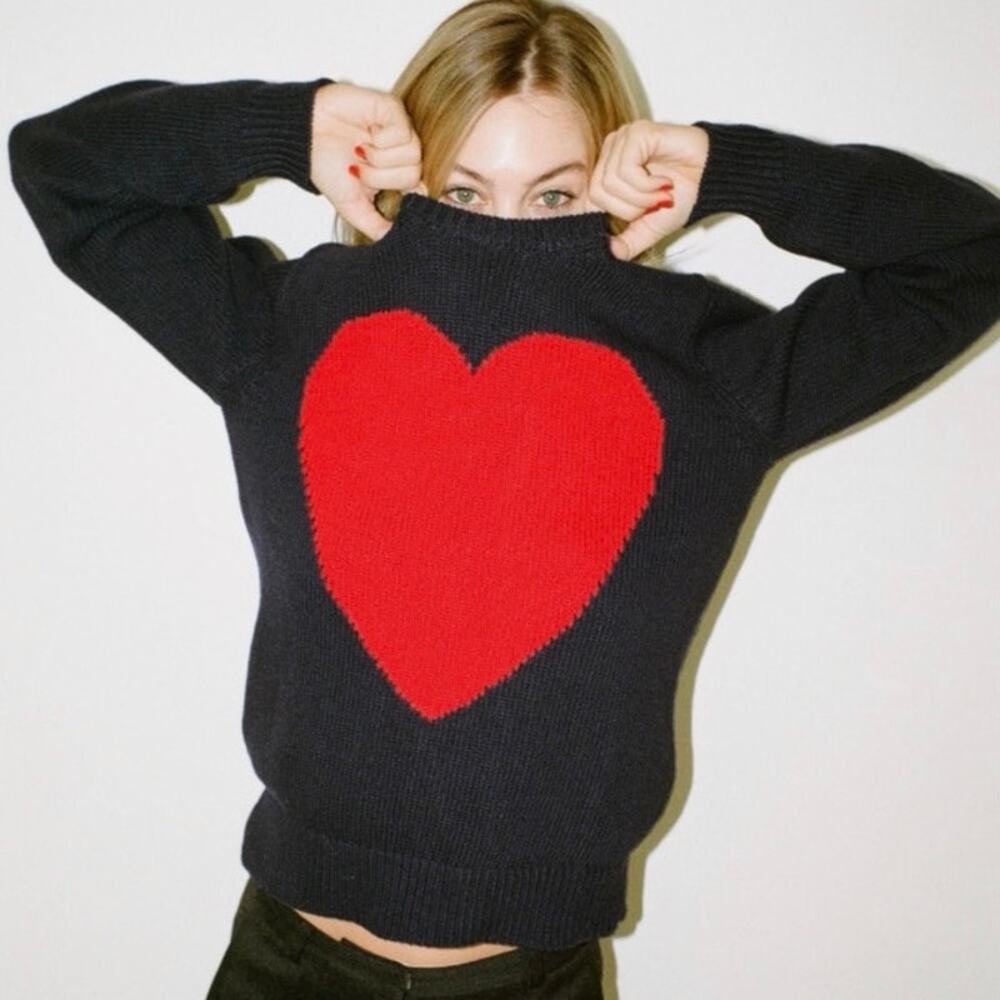 GYLES AND GEORGE Vintage Inspired Heart Lambswool Sweater